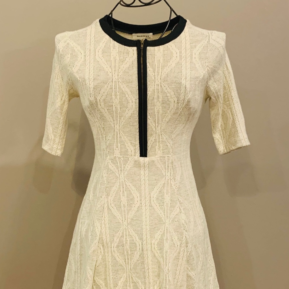 Monteau Cream/ Black sweater short dress size M